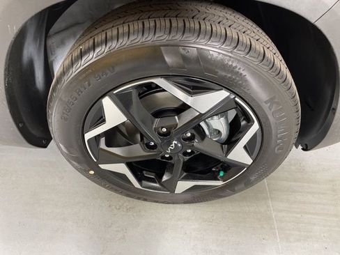 New 2026 Kia Seltos S image 12