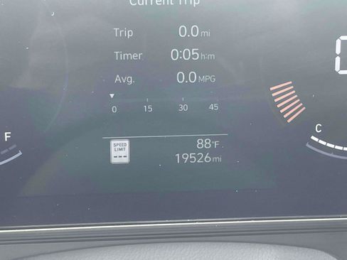 Used 2024 Hyundai Kona SEL AWD/4WD image 26