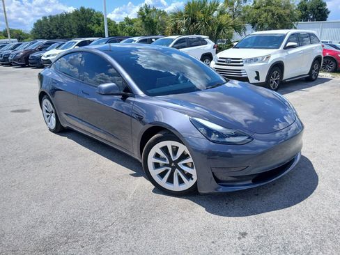 Used 2023 Tesla Model 3 Standard Range RWD image 1
