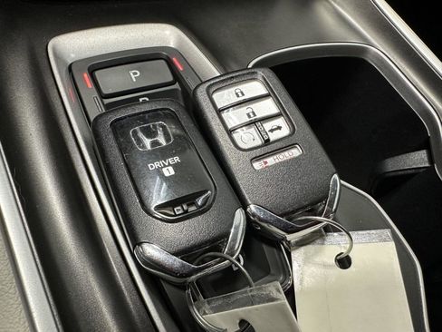 Used 2019 Honda Accord EX-L image 31