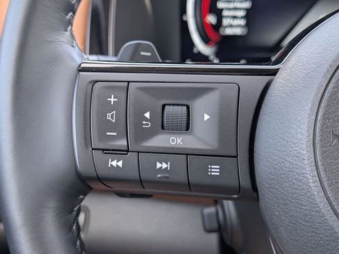 Used 2024 Nissan Pathfinder Platinum AWD/4WD image 20