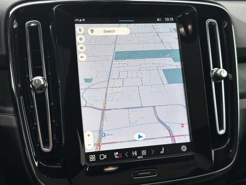 Certified 2023 Volvo C40 P8 Recharge Ultimate image 27