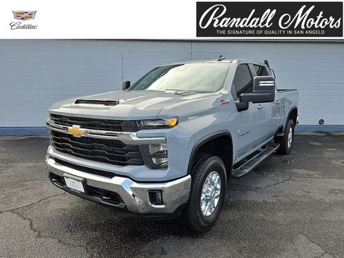 Used 2024 Chevrolet Silverado 2500 LT image 1