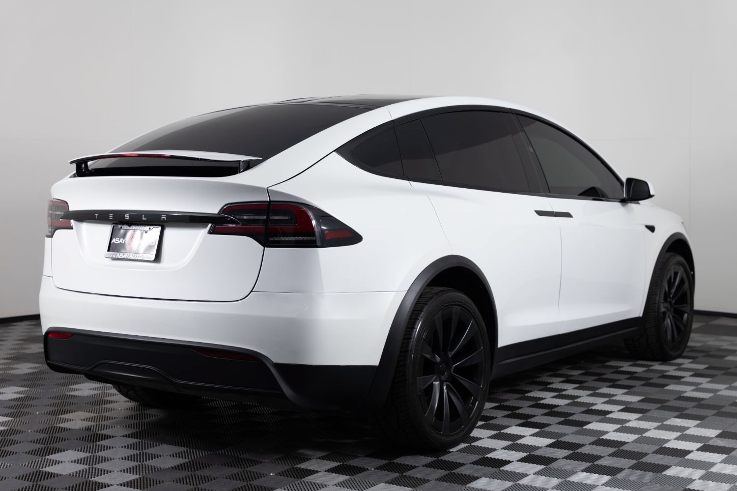 Used 2023 Tesla Model X AWD/4WD image 7