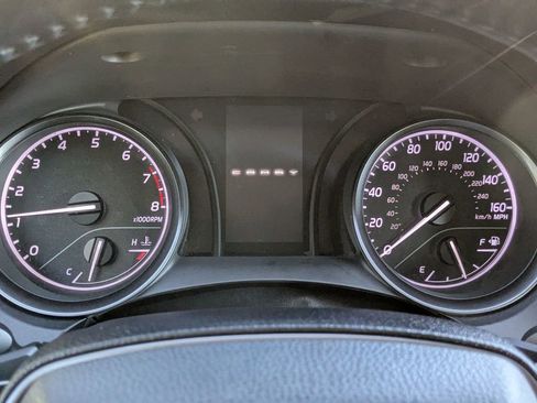 Used 2021 Toyota Camry SE w/ Convenience Package image 18