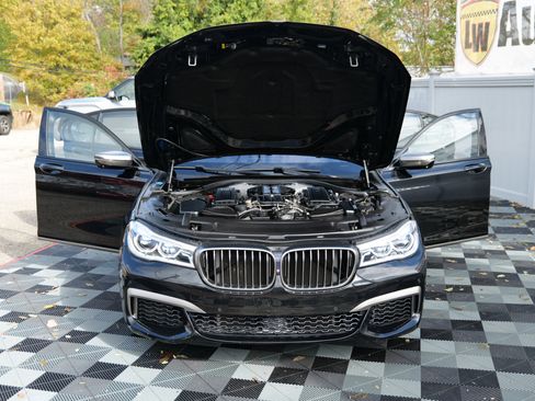 Used 2018 BMW M760i xDrive M760i xDrive Sedan image 50