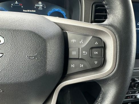Used 2025 Ford Bronco Badlands AWD/4WD image 27
