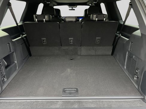 New 2026 Lincoln Navigator L Reserve w/ Jet Appearance Package AWD/4WD image 26