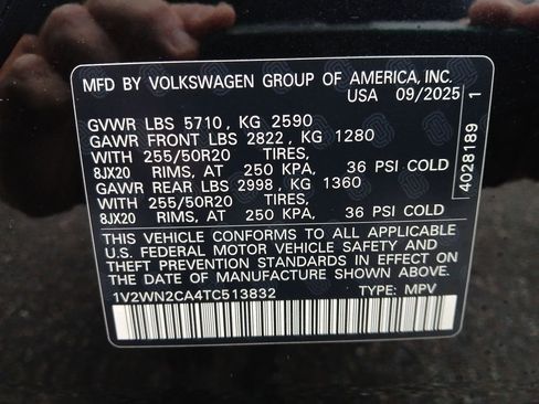 New 2026 Volkswagen Atlas SE image 28