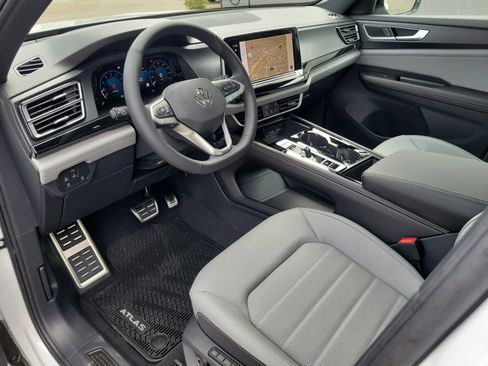 New 2026 Volkswagen Atlas Cross Sport SEL R-Line AWD/4WD image 30