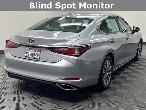 Certified 2025 Lexus ES 350 image 5