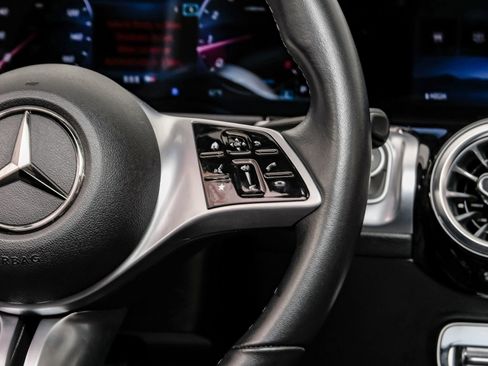 Used 2024 Mercedes-Benz GLB 250 w/ Exclusive Package image 22