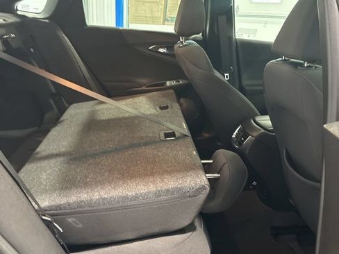 Used 2023 Chevrolet Malibu LT FWD image 37
