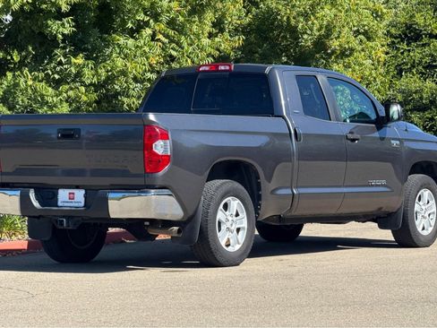 Used 2015 Toyota Tundra SR5 w/ SR5 Upgrade Package RWD image 4