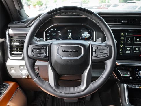 Used 2024 GMC Sierra 1500 Denali Ultimate AWD/4WD image 18