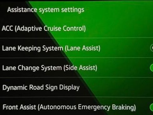 Used 2024 Volkswagen Golf R image 37