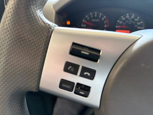 Used 2015 Nissan Frontier SV AWD/4WD image 29