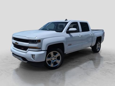 Used 2018 Chevrolet Silverado 1500 LT w/ Texas Edition AWD/4WD image 1