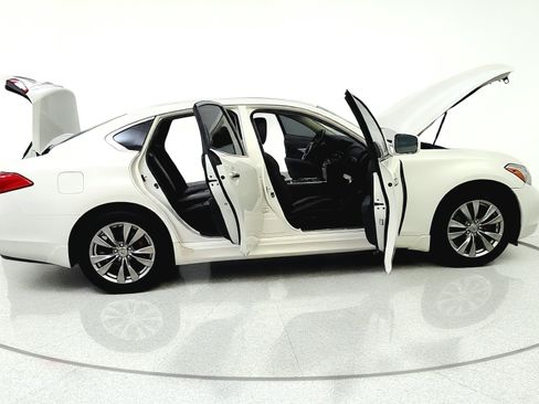 Used 2012 INFINITI M37 x w/ Deluxe Touring Pkg AWD/4WD image 15