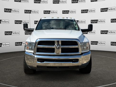 Used 2018 RAM 2500 Tradesman w/ Chrome Appearance Group AWD/4WD image 8