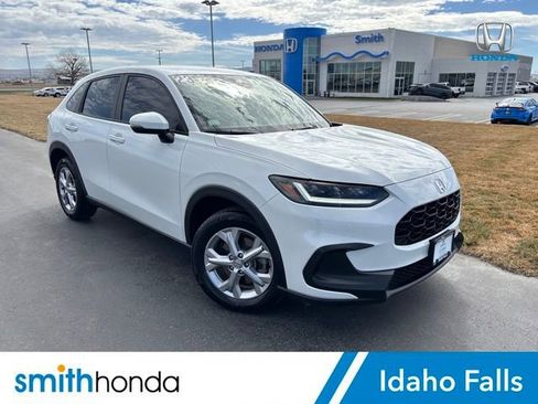 Used 2023 Honda HR-V LX image 1