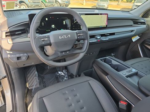 New 2026 Kia EV9 Wind image 18