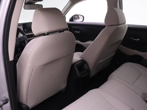 Certified 2023 Honda HR-V LX image 12