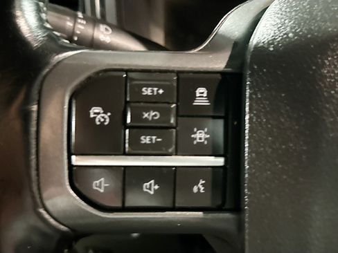 Used 2023 Ford F350 Lariat w/ Lariat Ultimate Package image 14