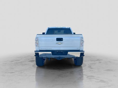 Used 2018 Chevrolet Silverado 1500 LT w/ All Star Edition AWD/4WD image 7