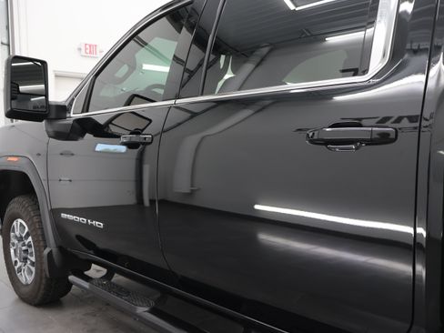 Used 2023 GMC Sierra 2500 SLE AWD/4WD image 31