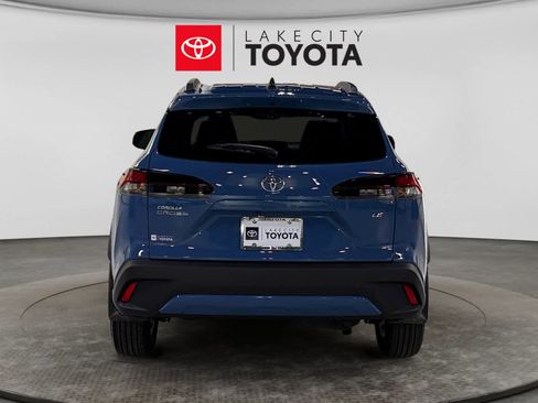 Used 2026 Toyota Corolla Cross LE FWD image 7