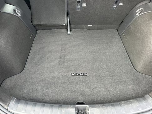 Used 2025 Nissan Kicks Play S image 15