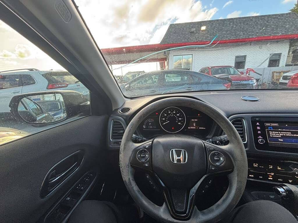Used 2019 Honda HR-V EX image 7