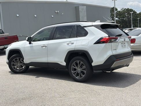 Used 2023 Toyota RAV4 Limited AWD/4WD image 10