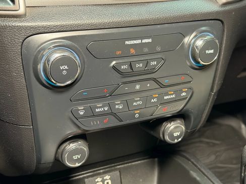 Used 2019 Ford Ranger XLT w/ Equipment Group 302A Luxury AWD/4WD image 44