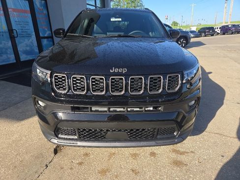 New 2026 Jeep Compass Latitude AWD/4WD image 15