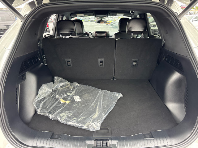Certified 2024 Ford Escape ST-Line w/ Tech Pack #1 AWD/4WD image 9