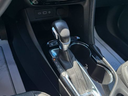 Used 2022 Buick Encore GX Select w/ Experience Buick Package image 32