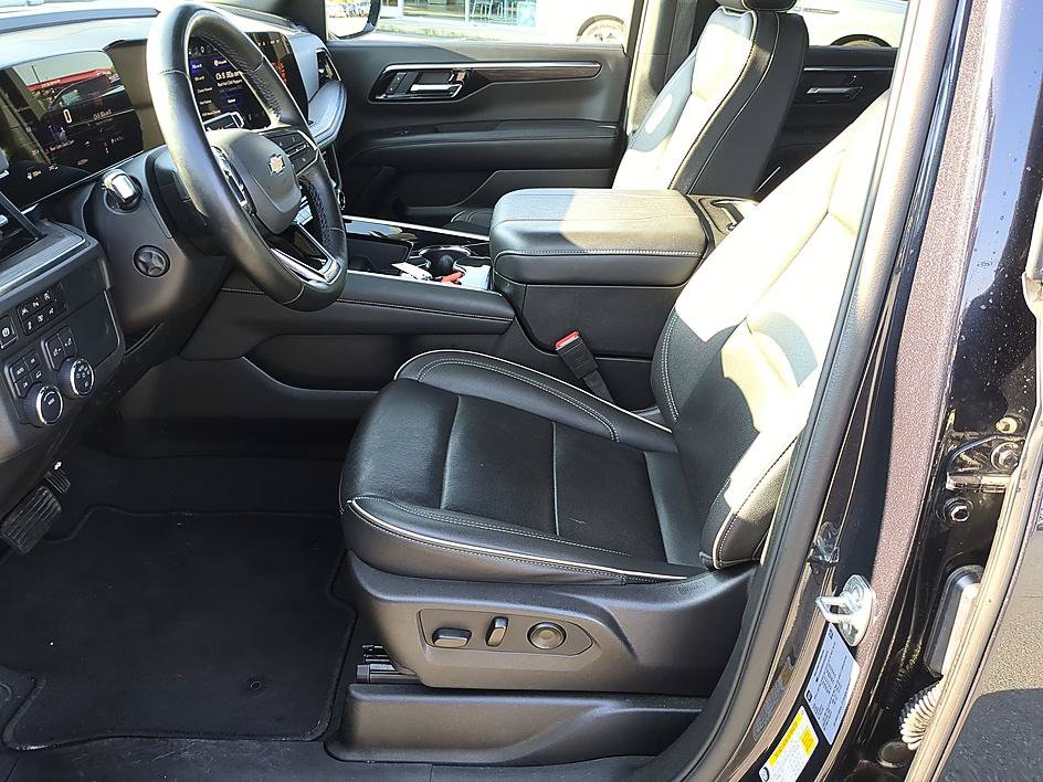 Certified 2025 Chevrolet Tahoe Premier AWD/4WD image 15