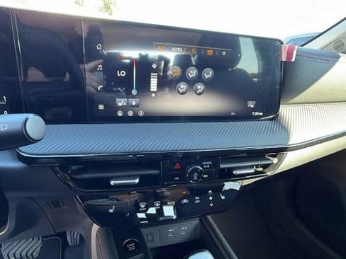 New 2026 Nissan Kicks SR w/ SR Premium Package image 24