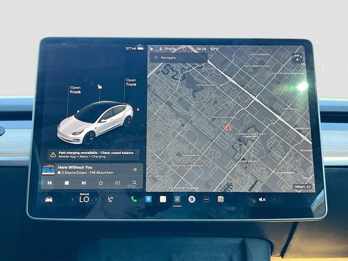 Used 2022 Tesla Model 3 Base image 13