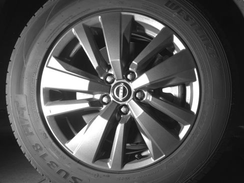 Used 2025 Nissan Pathfinder SV AWD/4WD image 13