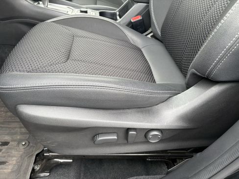 Certified 2023 Subaru Forester Premium image 29