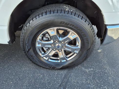 Used 2022 Ford F150 Lariat w/ Equipment Group 502A High AWD/4WD image 7
