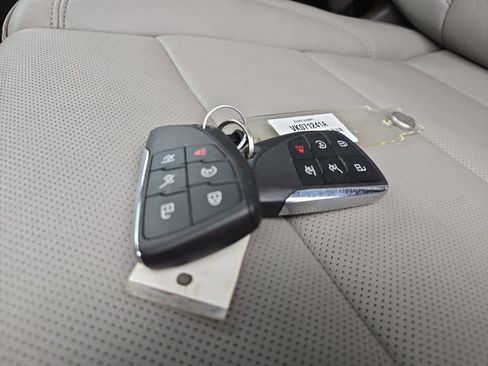 Used 2022 GMC Yukon SLT RWD image 33