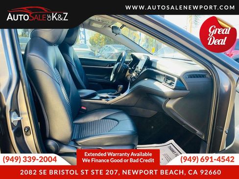 Used 2018 Toyota Camry SE FWD image 21