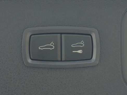 New 2026 Porsche Macan S AWD/4WD image 19