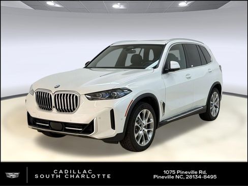 Used 2024 BMW X5 sDrive40i w/ Premium Package RWD image 1