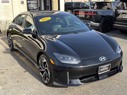 Used 2023 Hyundai Ioniq 6 SEL image 13
