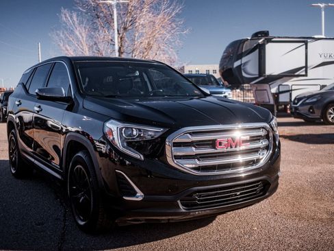 Used 2020 GMC Terrain SLE image 9